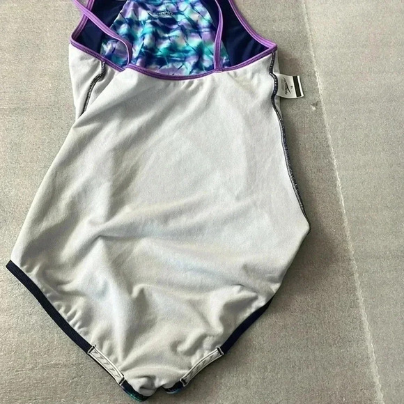 [Y16]Speedo  Girl One Piece Swim Suit - Picture 2 of 5